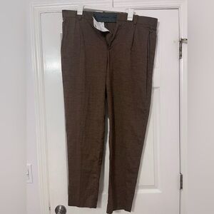 Perry Ellis TAPERED FIT PLEATED PANTS